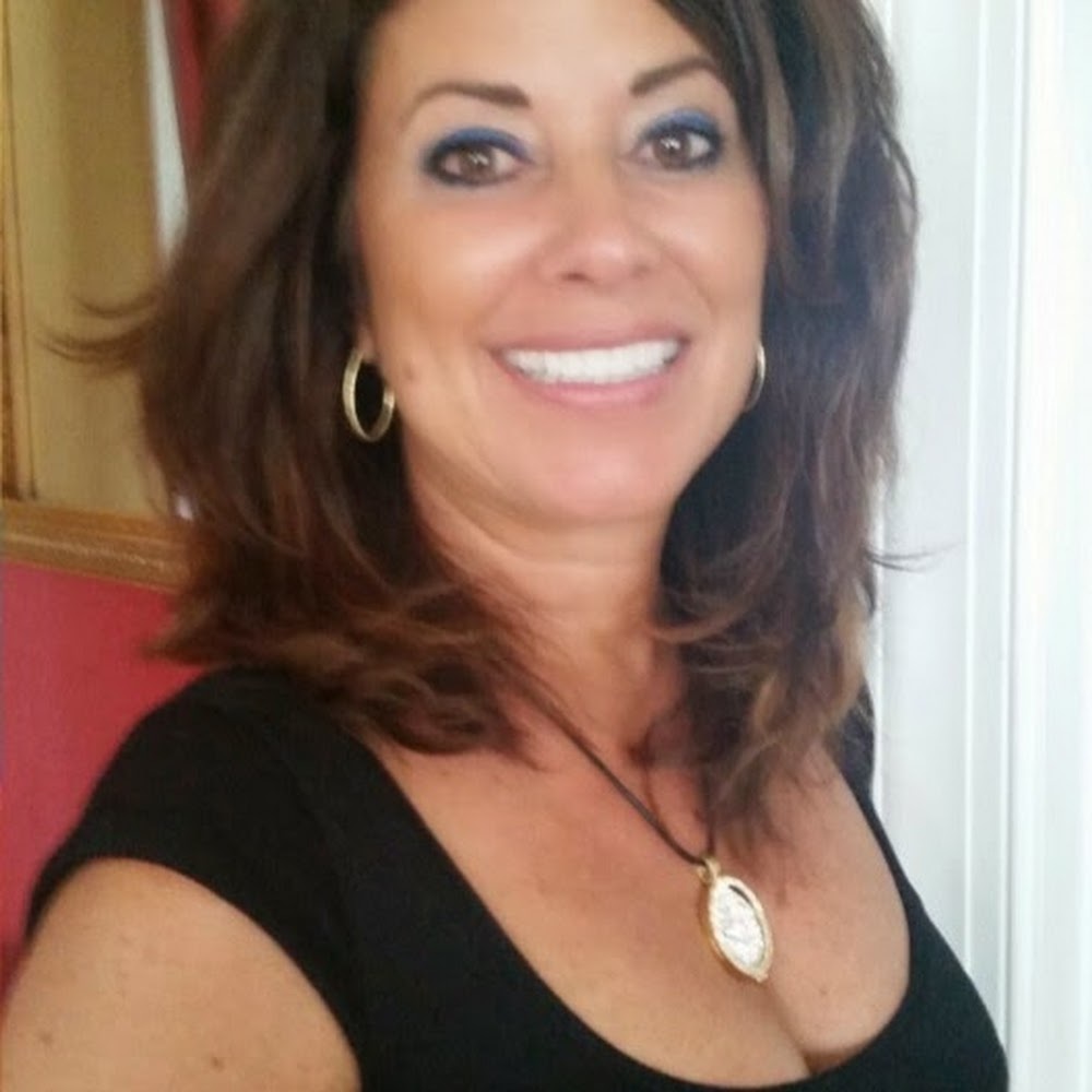 Meet your Posher, Joanne